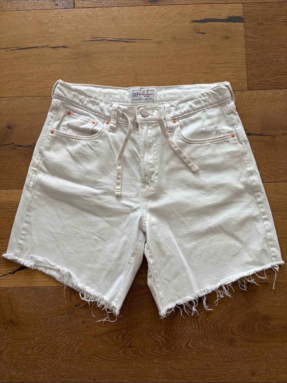 GAP White Frayed Hem Denim Shorts